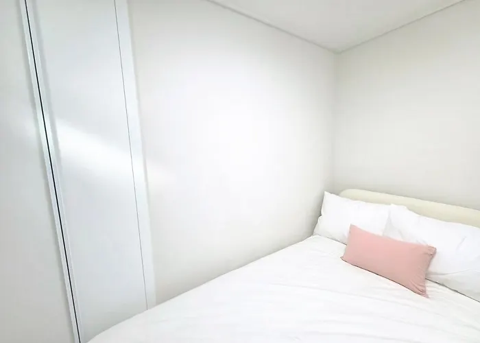 2 Bathrooms & 3 Rooms, New Elevator 아파트 서울특별시