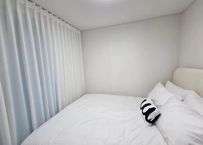 2 Bathrooms & 3 Rooms, New Elevator